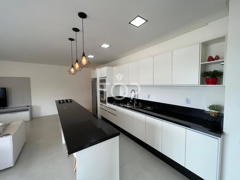 APARTAMENTO MOBILIADO E EQUIPADO A 80MTS DA PRAIA.: 5ª foto da galeria de imagens do imóvel