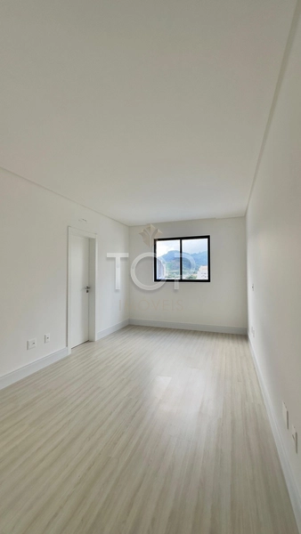 APARTAMENTO NO CENTRO DE ITAPEMA: 14ª foto da galeria de imagens do imóvel