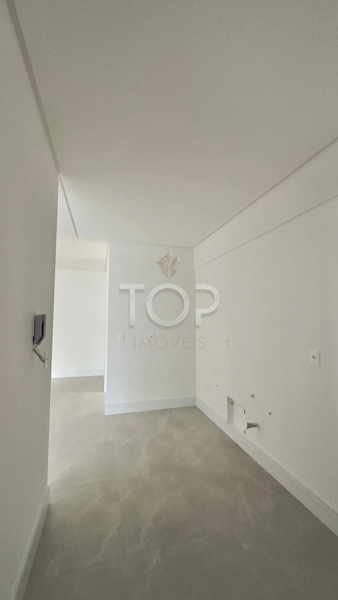 APARTAMENTO NO CENTRO DE ITAPEMA: 10ª foto da galeria de imagens do imóvel