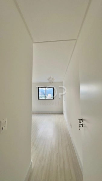 APARTAMENTO NO CENTRO DE ITAPEMA: 11ª foto da galeria de imagens do imóvel