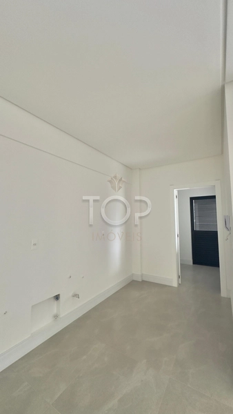 APARTAMENTO NO CENTRO DE ITAPEMA: 13ª foto da galeria de imagens do imóvel