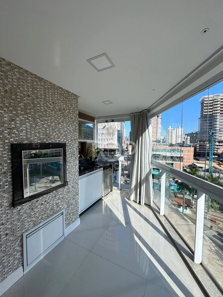 ALTO PADRÃO MOBILIADO E DECORADO: 2ª foto da galeria de imagens do imóvel