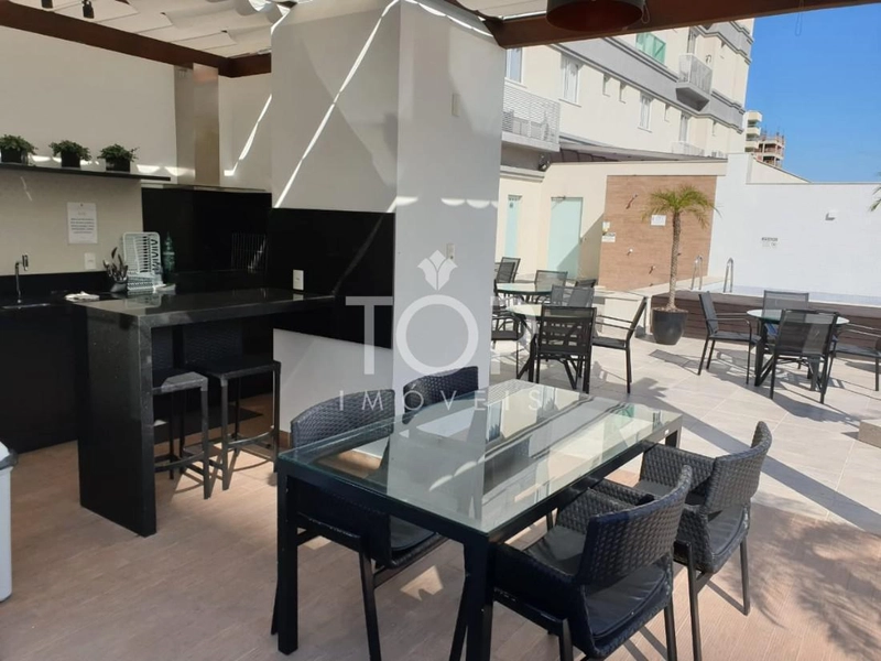 APARTAMENTO PRONTO PARA MORAR EM MEIA PRAIA: 3ª foto da galeria de imagens do imóvel