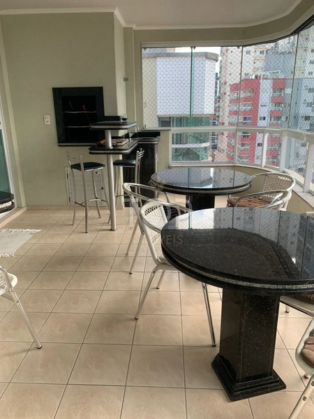 COBERTURA MOBILIADA 3 QUARTOS E 4 VAGAS!MEIA PRAIA: 3ª foto da galeria de imagens do imóvel