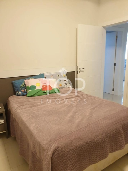 AMPLO APARTAMENTO EM ANDAR ALTO MOBILIADO : 6ª foto da galeria de imagens do imóvel