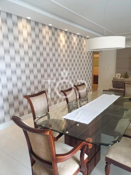 AMPLO APARTAMENTO EM ANDAR ALTO MOBILIADO : 24ª foto da galeria de imagens do imóvel