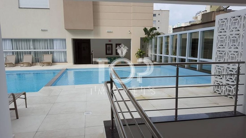 AMPLO APARTAMENTO EM ANDAR ALTO MOBILIADO : 48ª foto da galeria de imagens do imóvel