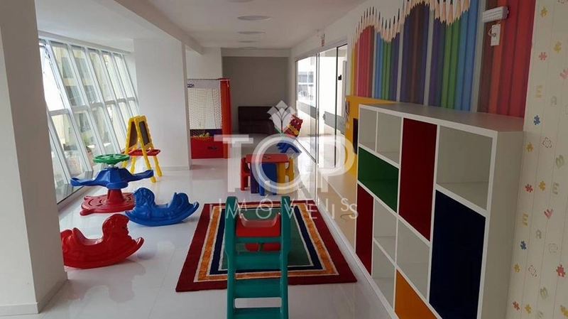 AMPLO APARTAMENTO EM ANDAR ALTO MOBILIADO : 50ª foto da galeria de imagens do imóvel