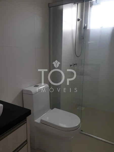 AMPLO APARTAMENTO EM ANDAR ALTO MOBILIADO : 9ª foto da galeria de imagens do imóvel