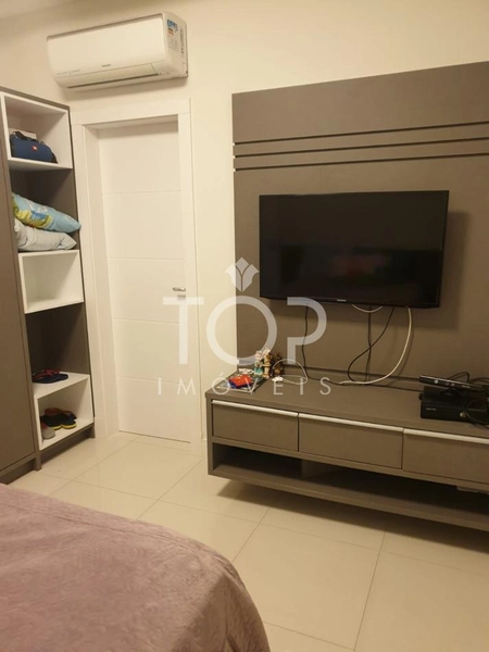 AMPLO APARTAMENTO EM ANDAR ALTO MOBILIADO : 14ª foto da galeria de imagens do imóvel