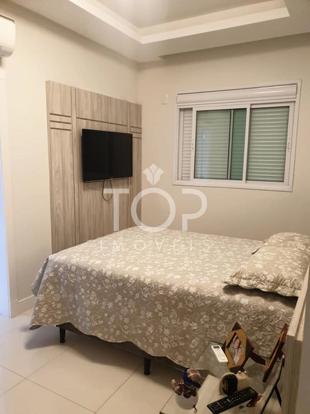 AMPLO APARTAMENTO EM ANDAR ALTO MOBILIADO : 10ª foto da galeria de imagens do imóvel