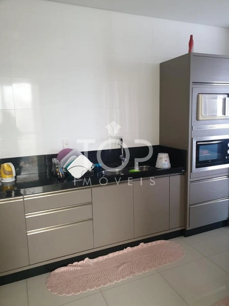 AMPLO APARTAMENTO EM ANDAR ALTO MOBILIADO : 28ª foto da galeria de imagens do imóvel