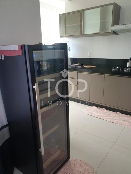 AMPLO APARTAMENTO EM ANDAR ALTO MOBILIADO : 26ª foto da galeria de imagens do imóvel