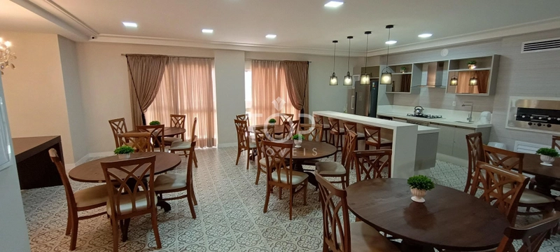 APARTAMENTO BEM MOBILIADO, CORAÇÃO DE MEIA PRAIA!: 32ª foto da galeria de imagens do imóvel