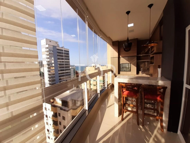APARTAMENTO BEM MOBILIADO, CORAÇÃO DE MEIA PRAIA!: 18ª foto da galeria de imagens do imóvel