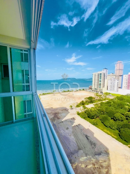 APARTAMENTO PRONTO NA QUADRA DO MAR EM ITAPEMA MEIA PRAIA: 1ª foto da galeria de imagens do imóvel