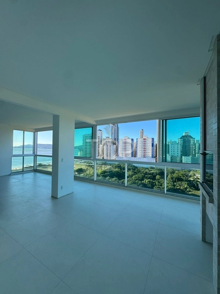 APARTAMENTO PRONTO NA QUADRA DO MAR EM ITAPEMA MEIA PRAIA: 3ª foto da galeria de imagens do imóvel