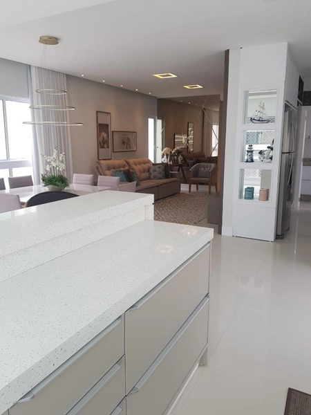 APARTAMENTO FINAMENTE MOBILIADO COM 4 SUITES: 54ª foto da galeria de imagens do imóvel