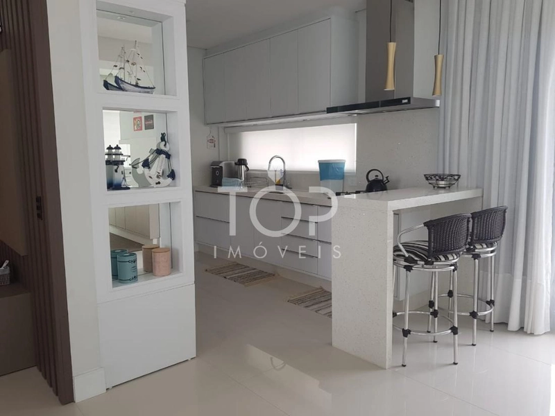 APARTAMENTO FINAMENTE MOBILIADO COM 4 SUITES: 33ª foto da galeria de imagens do imóvel
