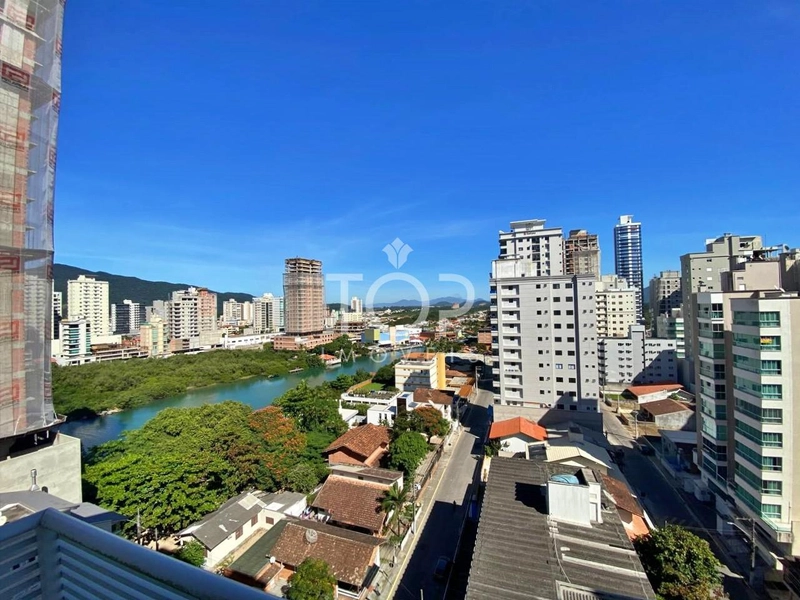 APARTAMENTO PRONTO NA QUADRA MAR EM MEIA PRAIA: 10ª foto da galeria de imagens do imóvel