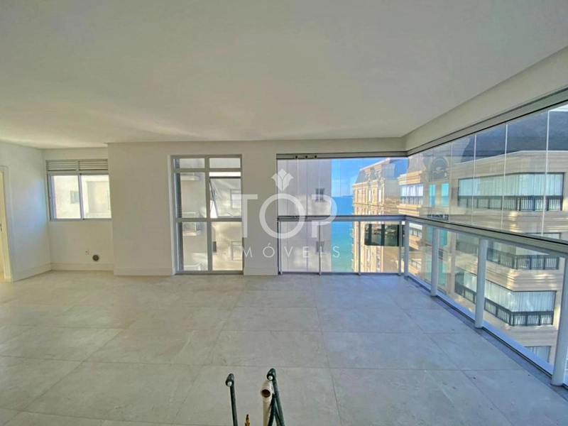 APARTAMENTO PRONTO NA QUADRA MAR EM MEIA PRAIA: 27ª foto da galeria de imagens do imóvel