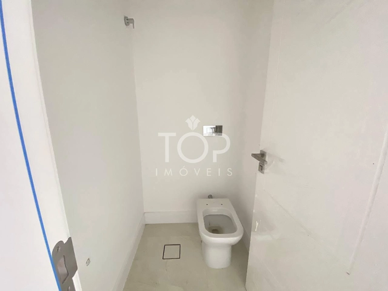 APARTAMENTO PRONTO NA QUADRA MAR EM MEIA PRAIA: 19ª foto da galeria de imagens do imóvel