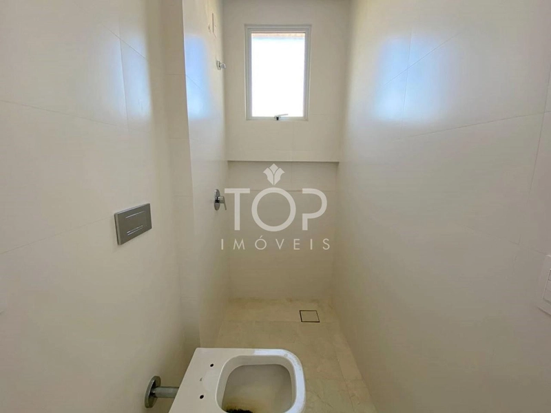 APARTAMENTO PRONTO NA QUADRA MAR EM MEIA PRAIA: 5ª foto da galeria de imagens do imóvel
