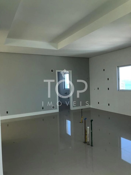 LINDA COBERTURA DUPLEX EM MEIA PRAIA!! : 9ª foto da galeria de imagens do imóvel