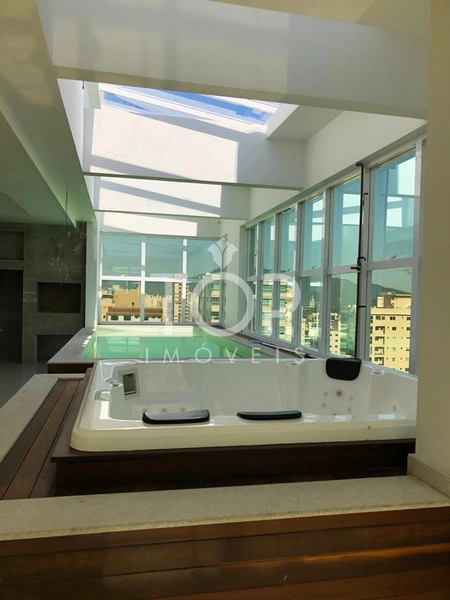 LINDA COBERTURA DUPLEX EM MEIA PRAIA!! : 2ª foto da galeria de imagens do imóvel