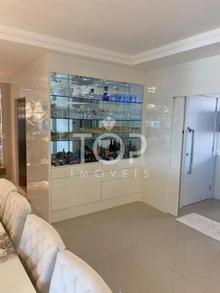 APARTAMENTO PRONTO MOBILIADO FRENTE AVENIDA MEIA PRAIA: 30ª foto da galeria de imagens do imóvel