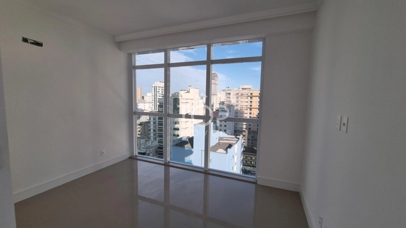 MELHOR 3 SUITES 4 VAGAS DE MEIA PRAIA COM LAZER : 33ª foto da galeria de imagens do imóvel