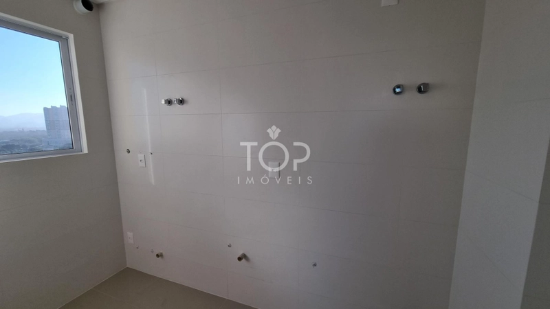 MELHOR 3 SUITES 4 VAGAS DE MEIA PRAIA COM LAZER : 28ª foto da galeria de imagens do imóvel