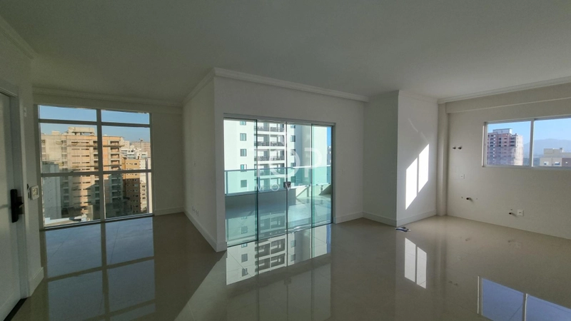 MELHOR 3 SUITES 4 VAGAS DE MEIA PRAIA COM LAZER : 21ª foto da galeria de imagens do imóvel