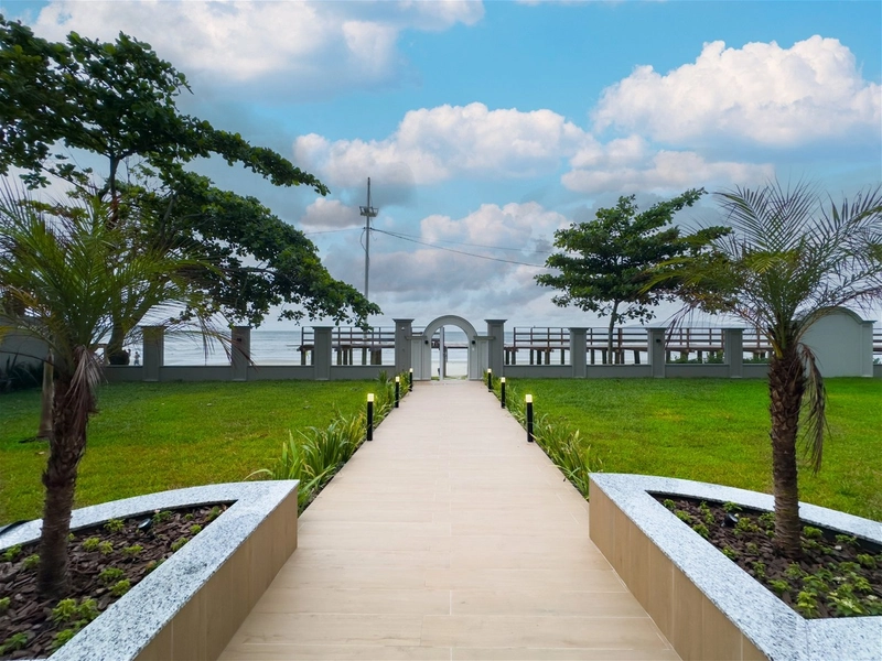 SEU APARTAMENTO FRENTE MAR EM ITAPEMA - SC: 38ª foto da galeria de imagens do imóvel