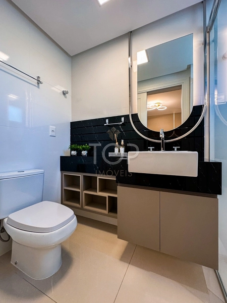 SEU APARTAMENTO FRENTE MAR EM ITAPEMA - SC: 13ª foto da galeria de imagens do imóvel