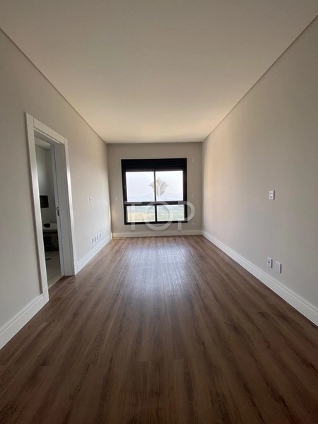 APARTAMENTO PRONTO EM MEIA PRAIA: 3ª foto da galeria de imagens do imóvel