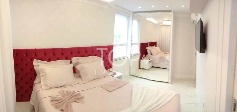 COBERTURA TRIPLEX MOBILIADA EM PORTO BELO: 13ª foto da galeria de imagens do imóvel