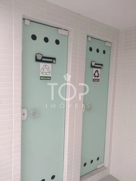 COBERTURA TRIPLEX MOBILIADA EM PORTO BELO: 27ª foto da galeria de imagens do imóvel