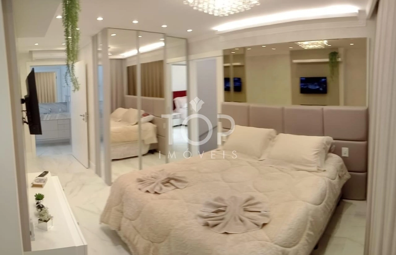 COBERTURA TRIPLEX MOBILIADA EM PORTO BELO: 18ª foto da galeria de imagens do imóvel