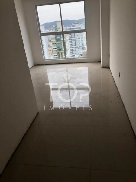 EXCELENTE 3 SUÍTES FRENTE 2A AVENIDA ANDAR ALTO: 8ª foto da galeria de imagens do imóvel