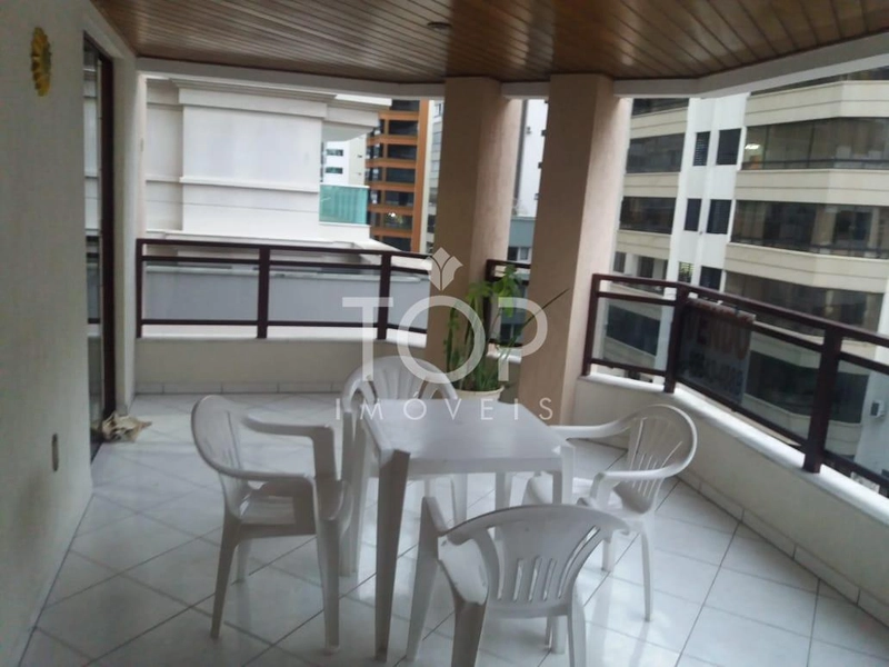 EXCELENTE APARTAMENTO BEM LOCALIZADO EM MEIA PRAIA: 9ª foto da galeria de imagens do imóvel
