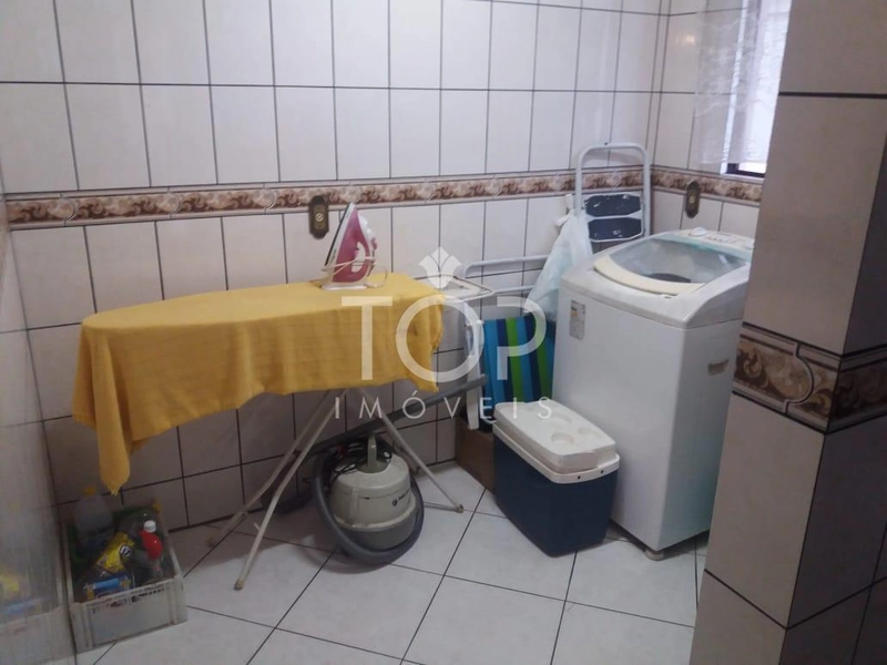 EXCELENTE APARTAMENTO BEM LOCALIZADO EM MEIA PRAIA: 11ª foto da galeria de imagens do imóvel