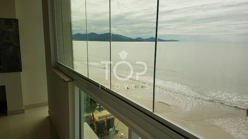 FINO PADRÃO DE ACABAMENTO, FRENTE MAR!: 2ª foto da galeria de imagens do imóvel