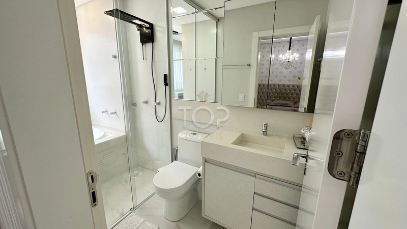 APARTAMENTO MOBILIADO EM MEIA PRAIA: 11ª foto da galeria de imagens do imóvel