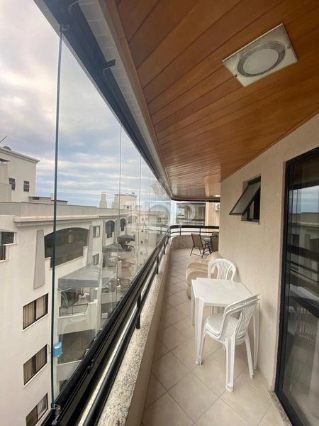 FRENTE AVENIDA PRONTO PARA MORAR EM MEIA PRAIA!: 18ª foto da galeria de imagens do imóvel