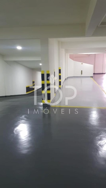 SALA COMERCIAL AMPLA MEIA PRAIA ITAPEMA: 9ª foto da galeria de imagens do imóvel