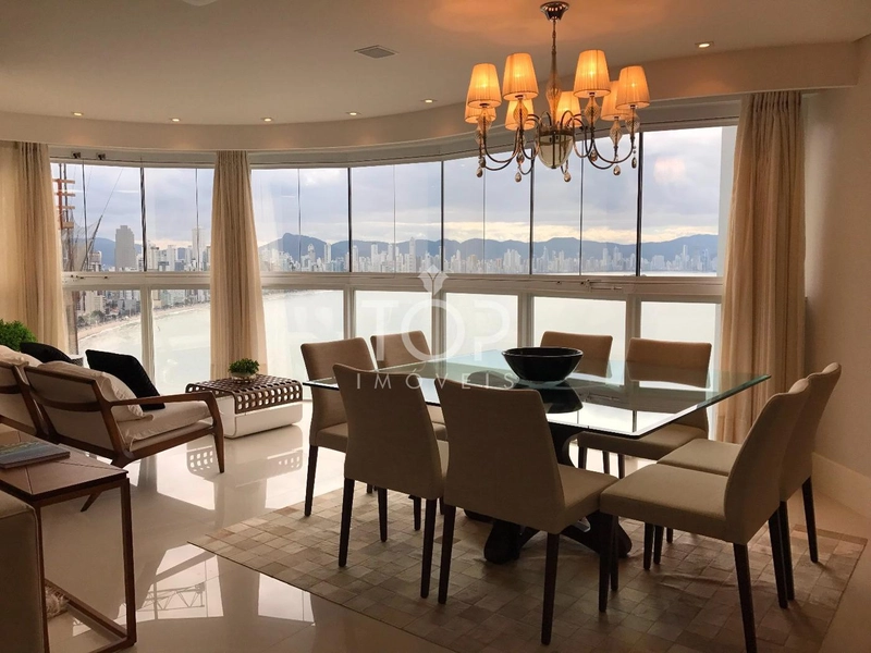 APARTAMENTO MOBILIADO E DECORADO EM BALNEÁRIO : 10ª foto da galeria de imagens do imóvel