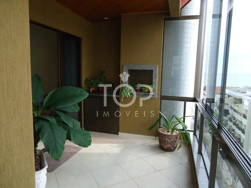 COBERTURA DUPLEX NA QUADRA DO MAR MEIA PRAIA: 3ª foto da galeria de imagens do imóvel