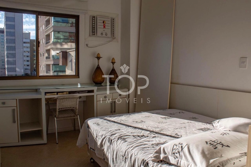 COBERTURA DUPLEX NA QUADRA DO MAR MEIA PRAIA: 26ª foto da galeria de imagens do imóvel