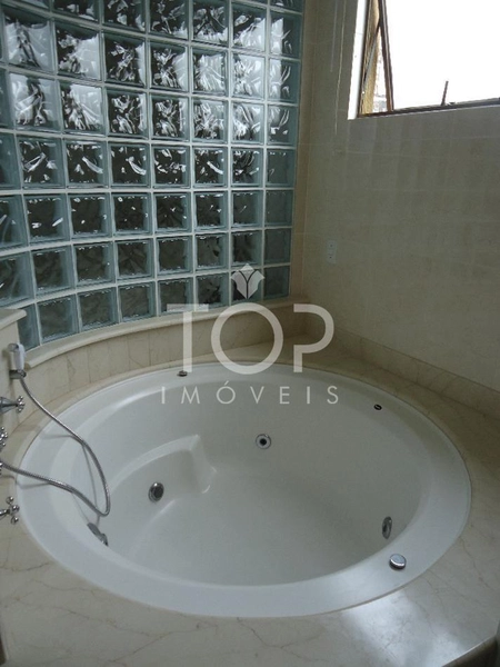 COBERTURA DUPLEX NA QUADRA DO MAR MEIA PRAIA: 10ª foto da galeria de imagens do imóvel